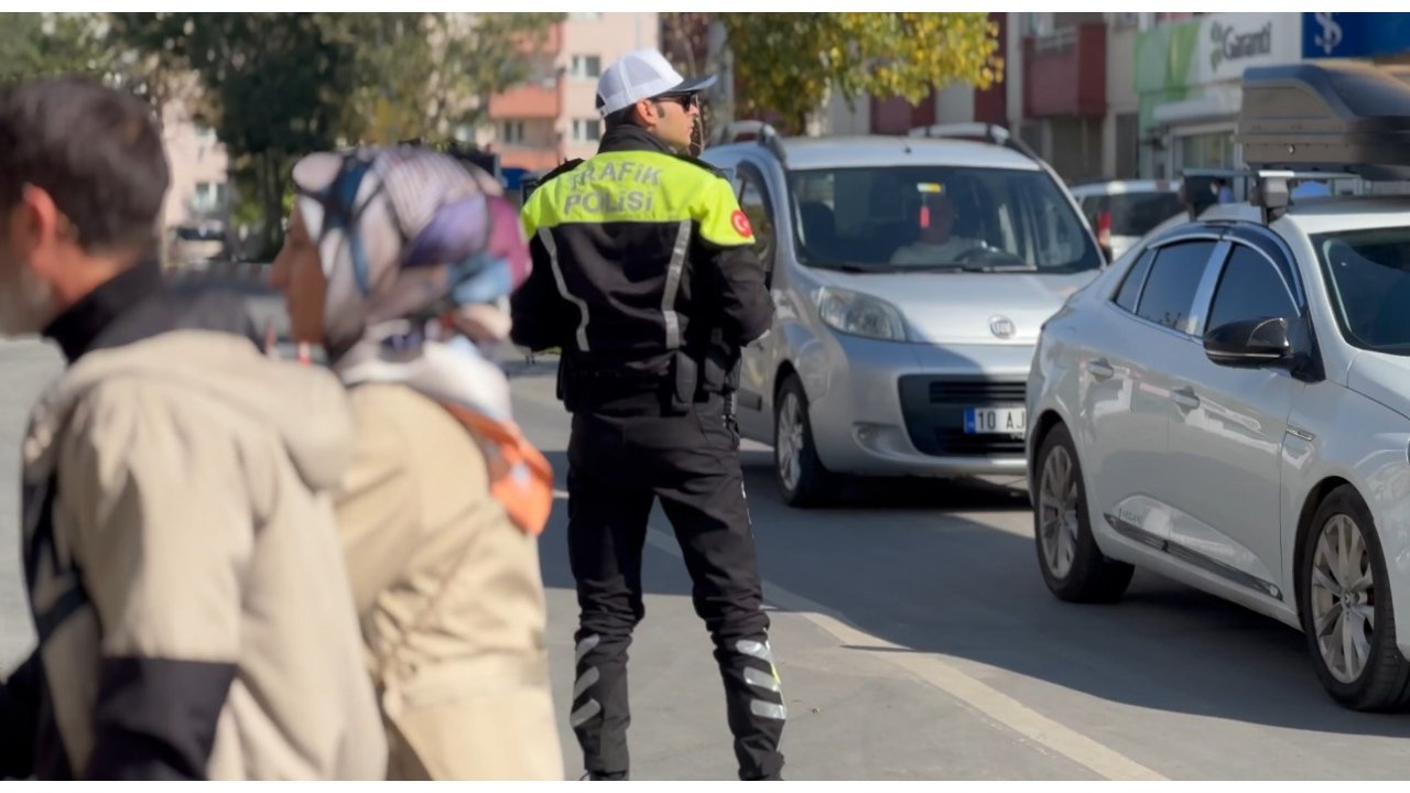 Ağrı’da Huzur Ve Güvenlik İçin Denetimler Sürüyor