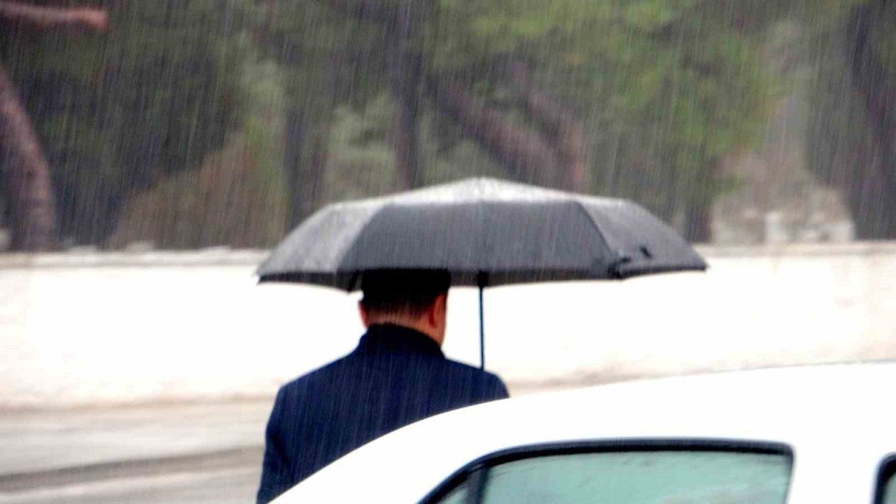 Muğla İçin Şiddetli Yağış Ve Fırtına Uyarısı