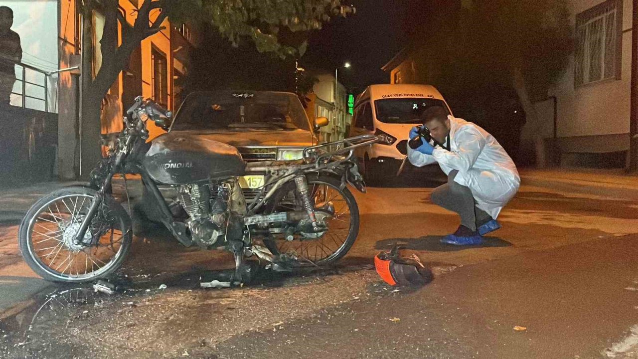 Karaman’da Bir Kişi İddia Üzerine Motosikletini Yaktı