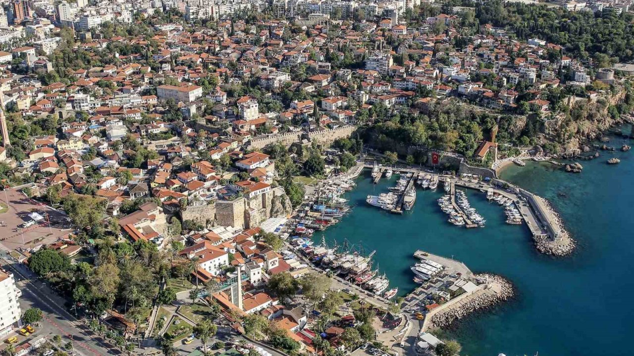 Tarihi Kaleiçi Sokakları Spora Açılıyor