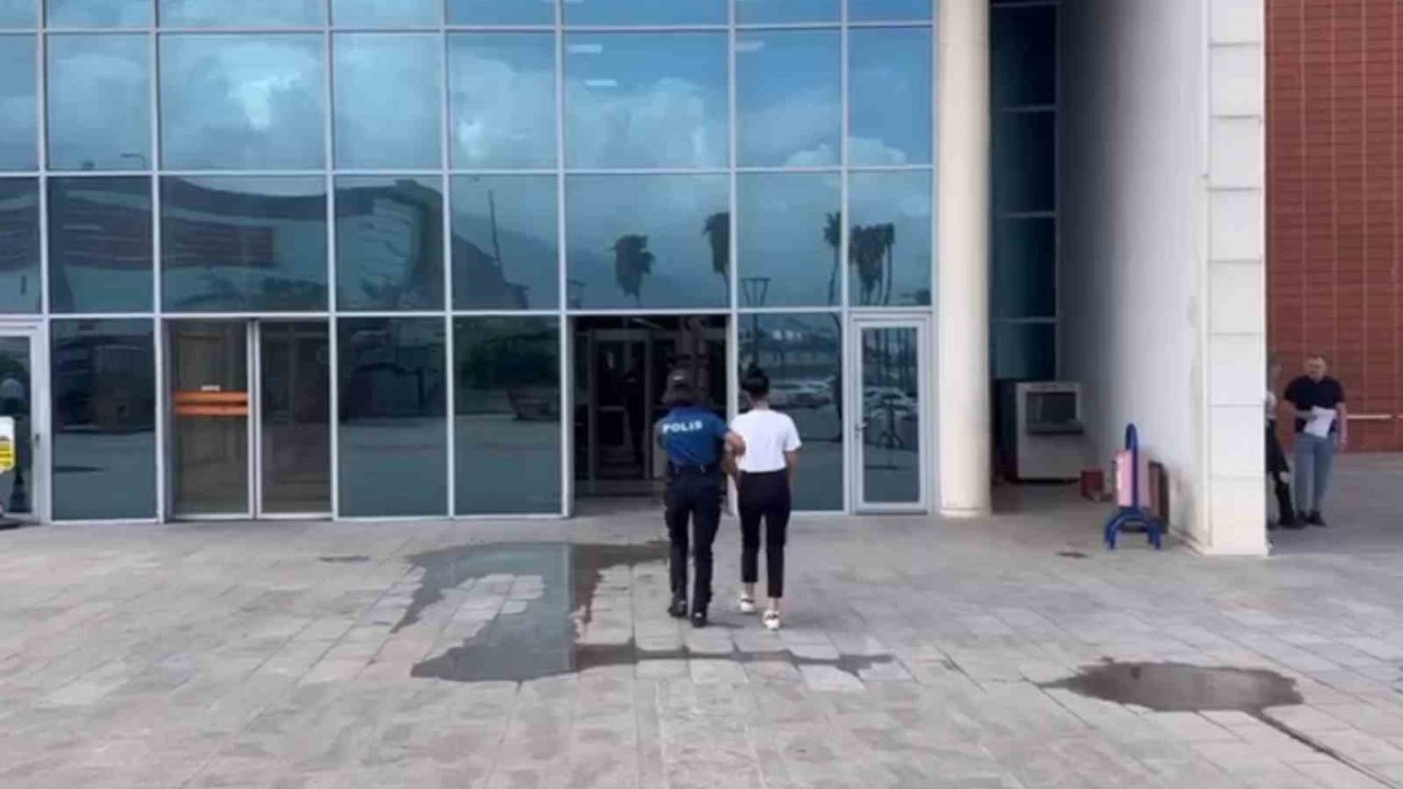 Hatay’da Hapis Cezasıyla Aranan 2 Şahıs Yakalandı