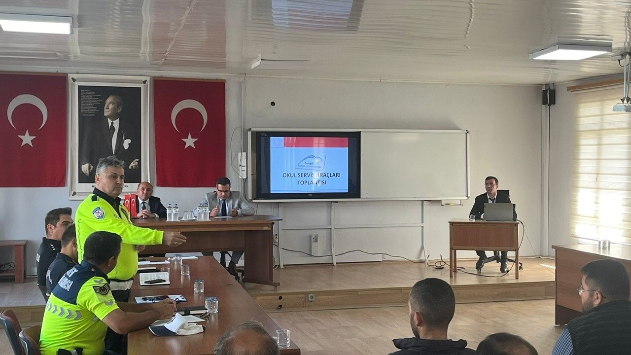 Sarıgöl’de Okul Servislerine Yönelik Toplantı