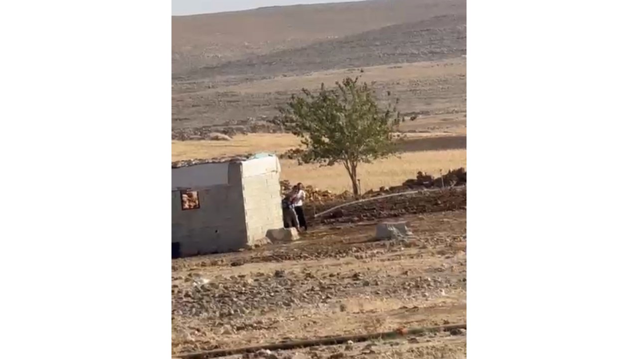 Şanlıurfa’da İki Aile Arasındaki Silahlı Çatışma Kamerada