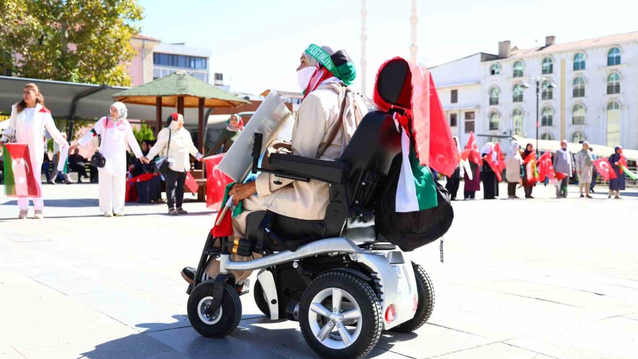 Elazığlı Kadınlardan Gazze İçin Sessiz Çığlık