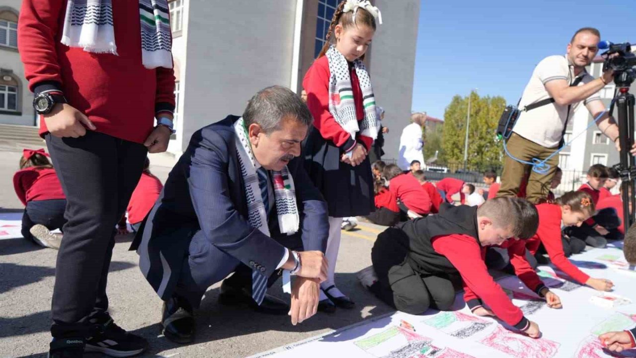 Bakan Tekin: