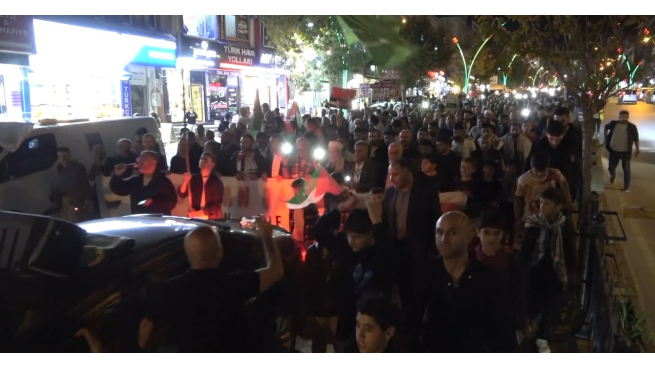 Muş’ta Binlerce Kişiden Gazze’ye Destek Gösterisi