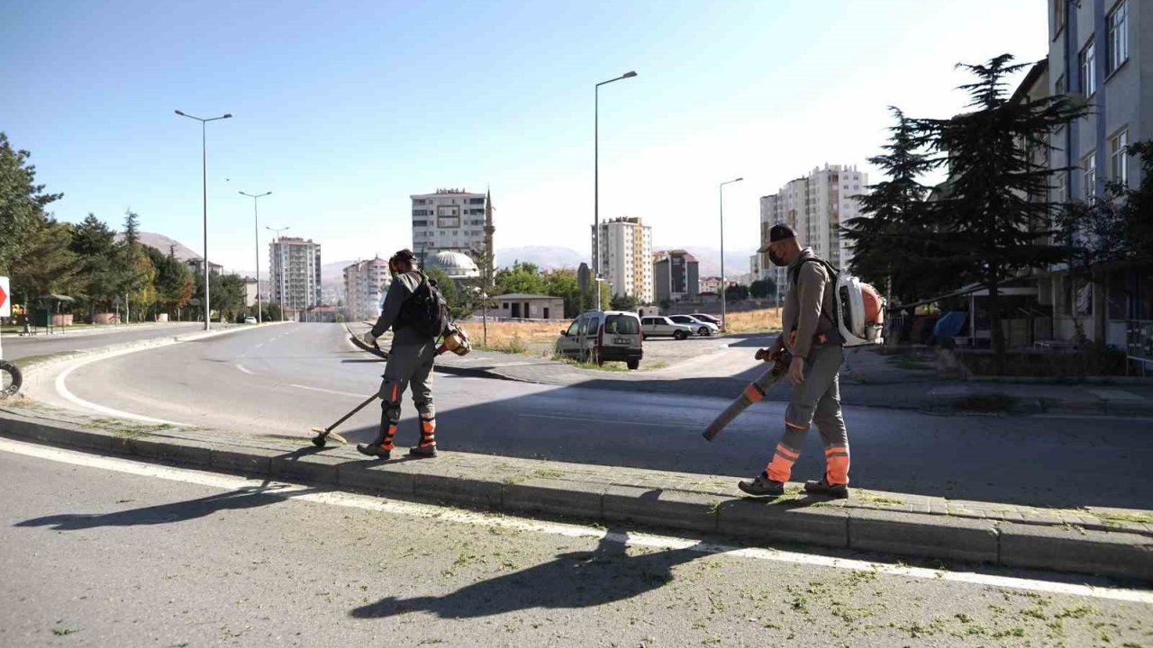 Melikgazi’de Daha Temiz Ve Düzenli Bir İlçe İçin Genel Sonbahar Temizliği Başladı