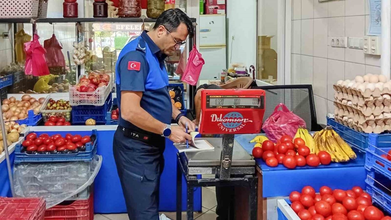 Efeler’de Manavlar Denetlendi