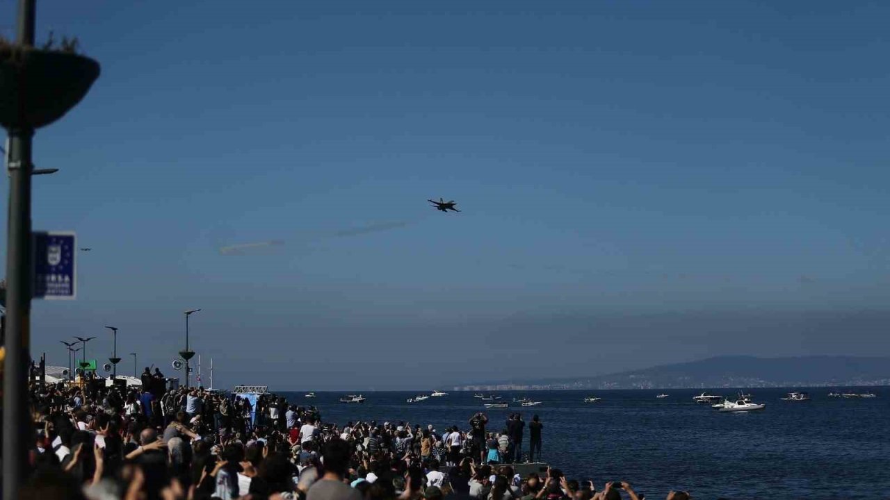 Türk Yıldızları Mudanya’da Gökyüzünü Renklendirecek