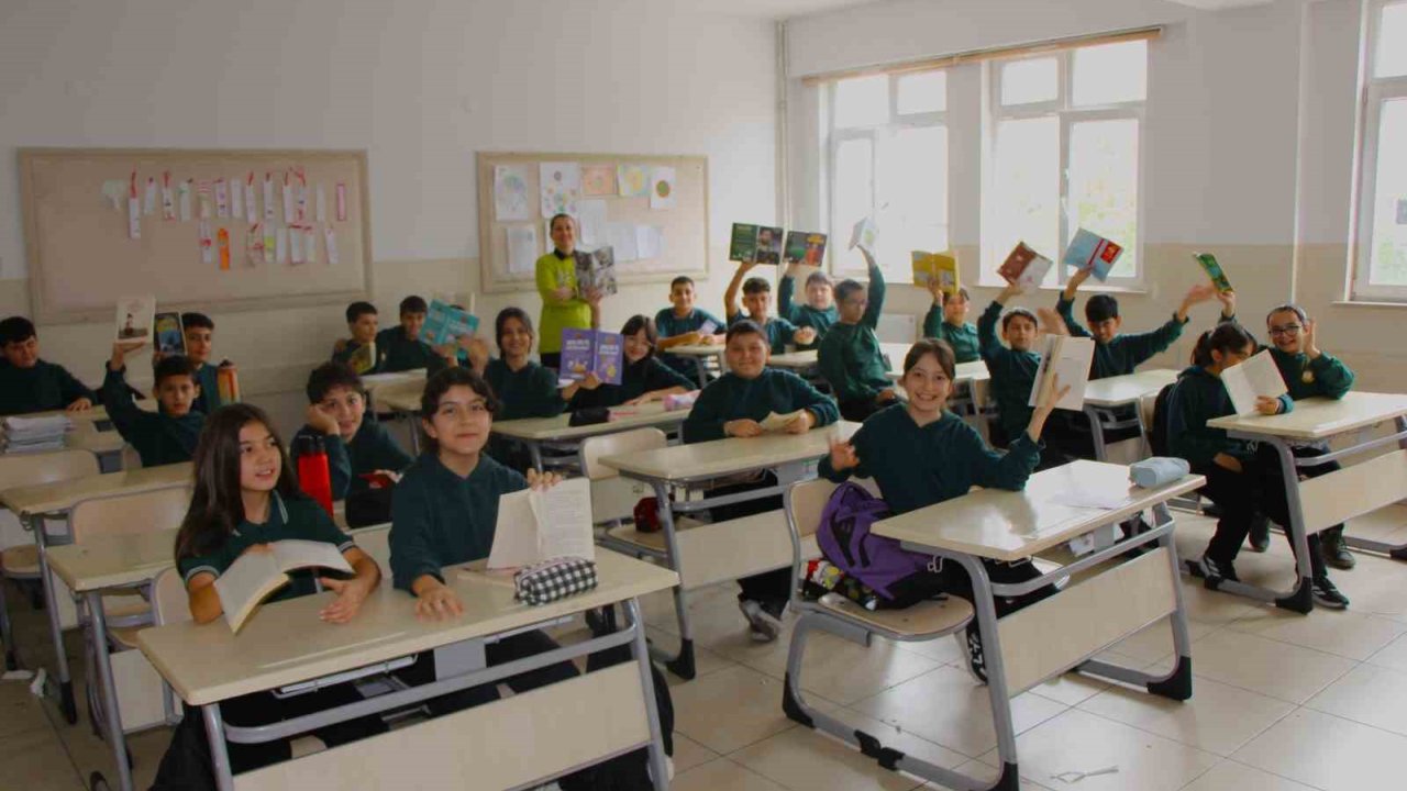 Amasya’da 53 Binden Fazla Öğrenci İçin Eş Zamanlı Kitap Saati