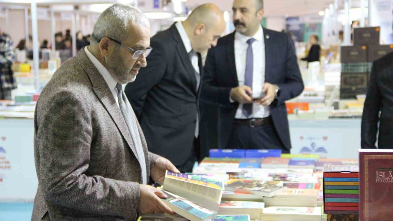 Çorum’da Kitap Şöleni Başladı: 12. Kitap Ve Kültür Günleri Kapılarını Açtı