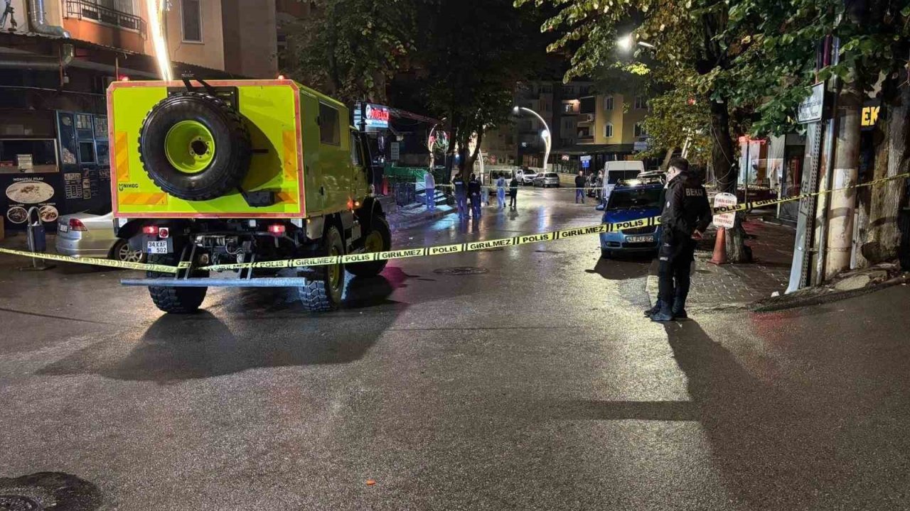 Jiletle Kendini Kesip Çevreye Rahatsızlık Veren Şahsın Öldürülmesiyle İlgili 3 Kişi Tutuklandı