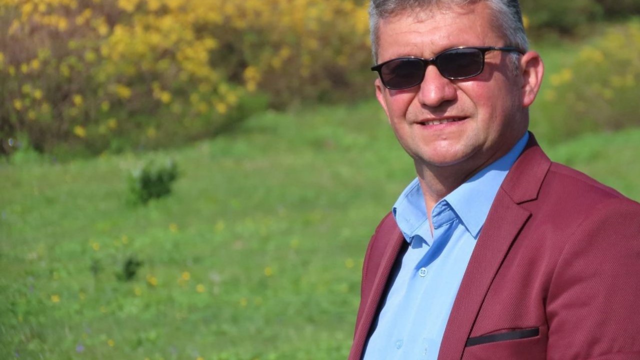 Gemlik’te Sahnede Kalp Krizi Geçiren Giresunlu Sanatçı Hayatını Kaybetti