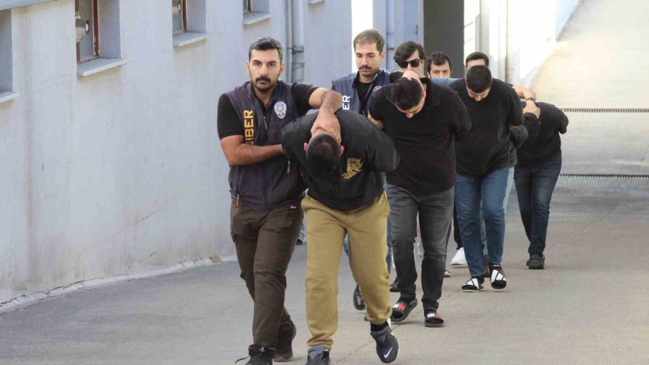 Otomobil İlanıyla 1 Milyon Liralık Dolandırıcılık: 6 Tutuklama