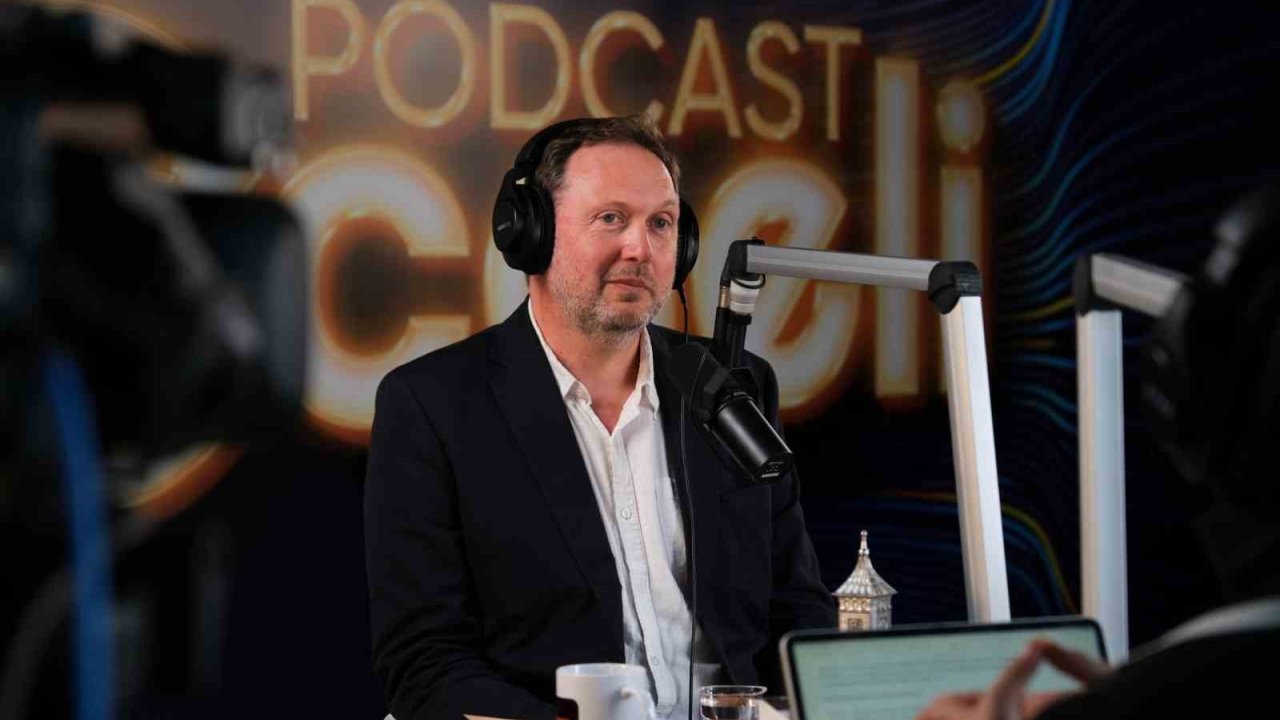 İngiliz Yazardan Duygusal Mesaj: