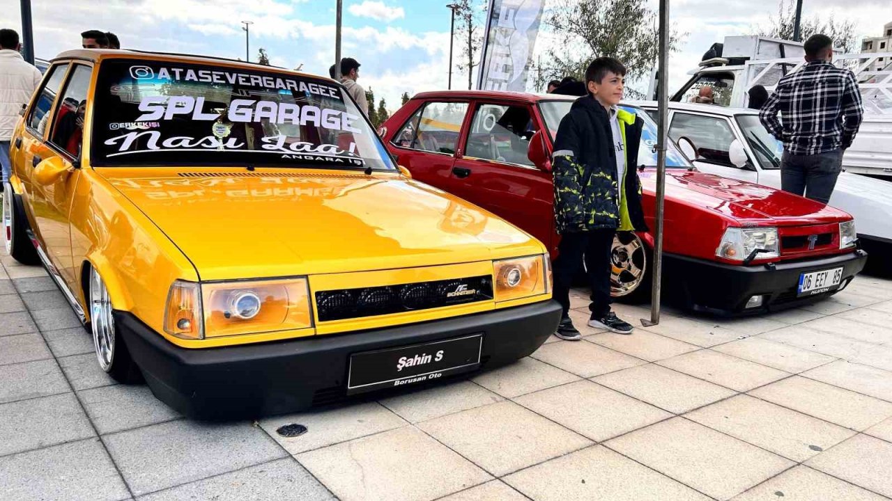 Ankara’da ‘Otomobil Festivali Güzellik Ve Desibel Yarışması’ Renkli Görüntülere Sahne Oldu