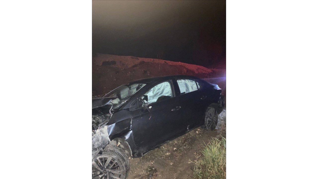 Bilecik’te Kontrolden Çıkan Otomobil Şarampole Uçtu, 2 Yaralı