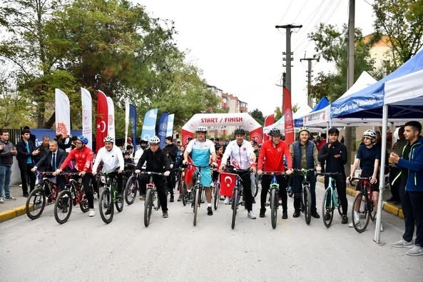 Balıkesir’de ’amatör Spor Haftası’ Spor Severleri Bir Araya Getirdi