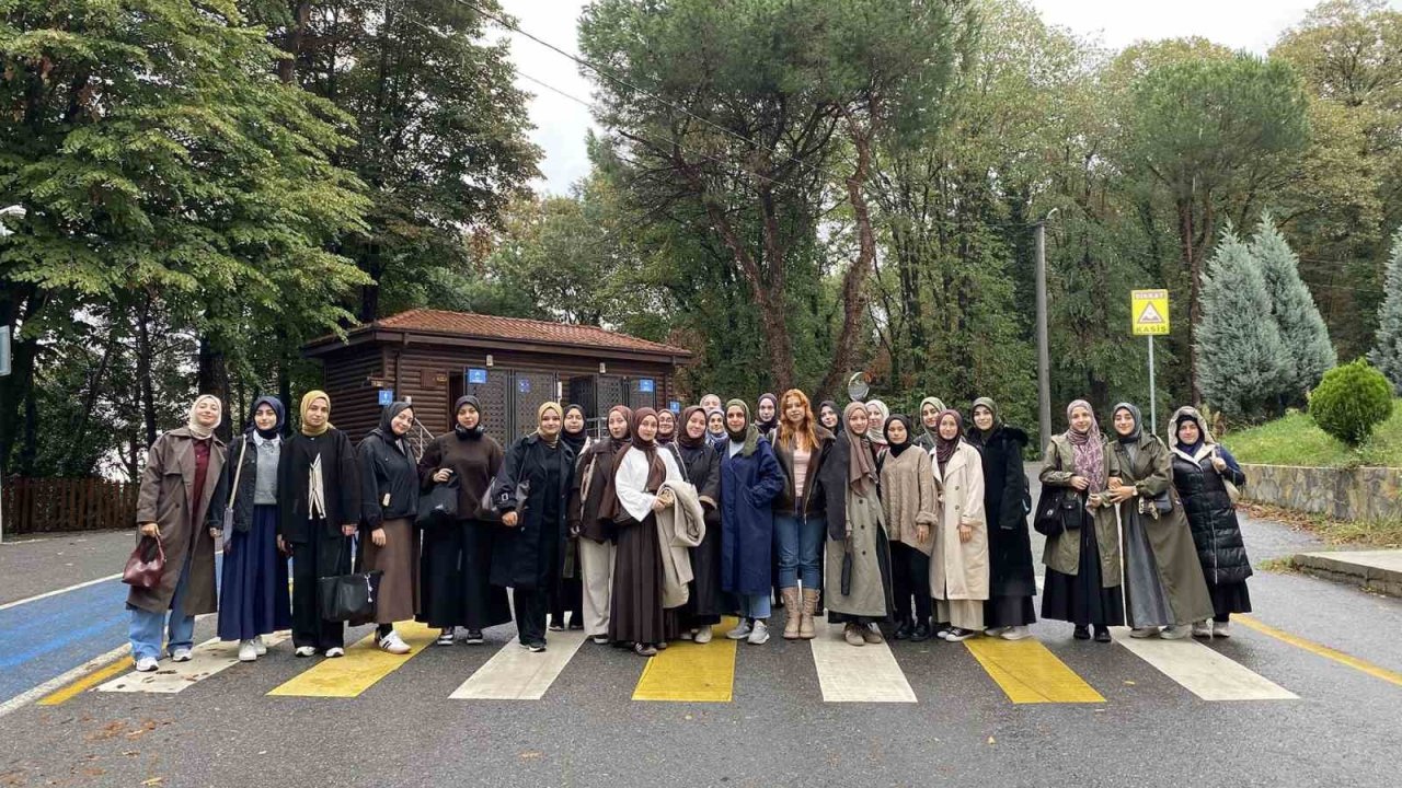 Gençler Sakarya’nın Cennet Mekanlarıyla Ve Tarihiyle Buluşuyor