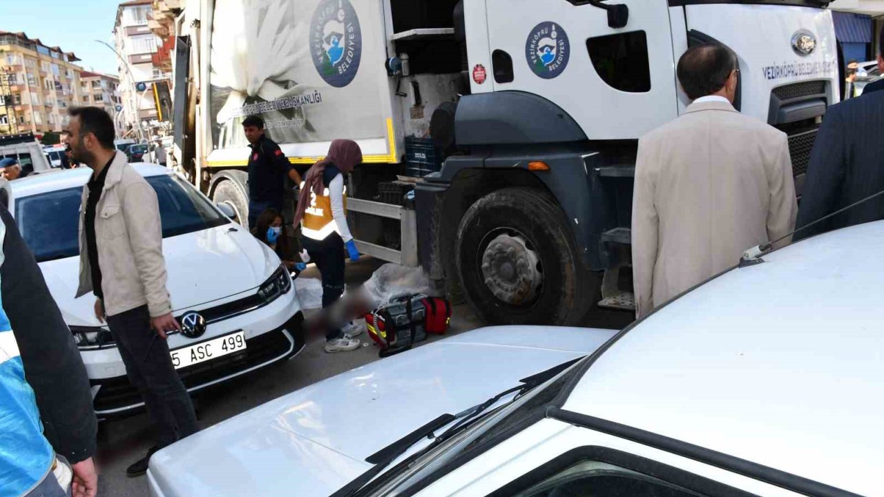 Vezirköprü Belediyesi Çöp Kamyonunun Çarptığı Yaşlı Adam Öldü