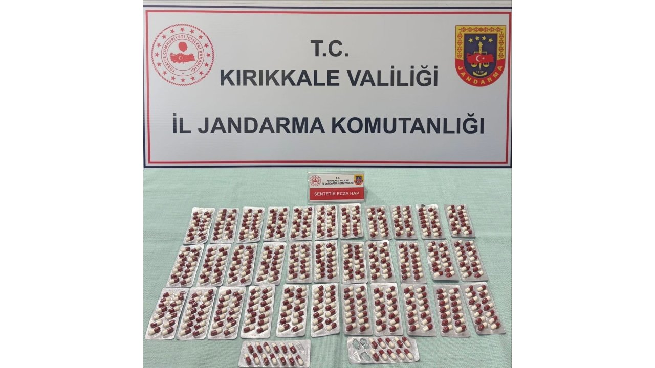 Kırıkkale’de Şüpheli Şahısların Üzerinden Uyuşturucu Hap Ele Geçirildi