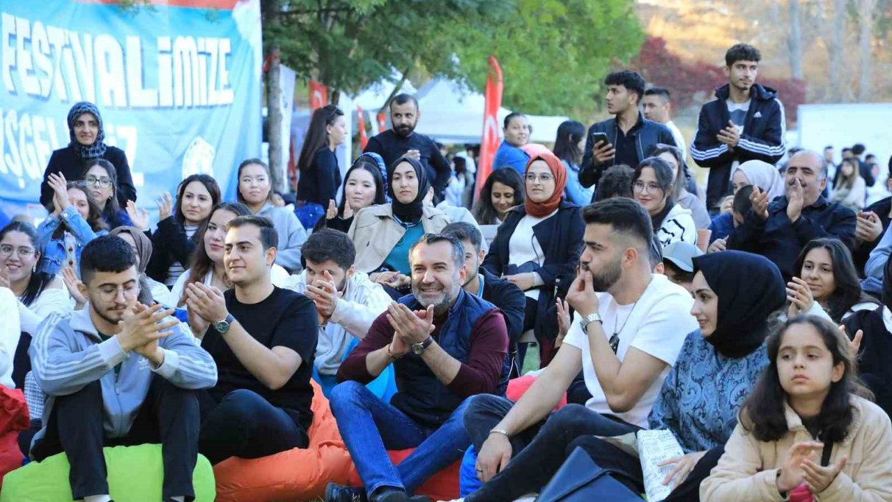 Elazığ’da Gençlik Festivali Coşkusu