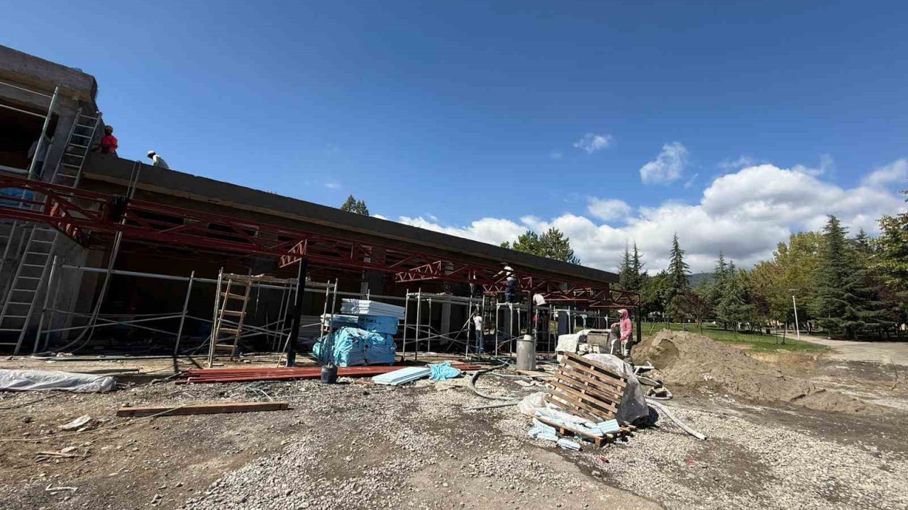 5000 Evler’de Sosyal Tesis Çalışmaları Sürüyor