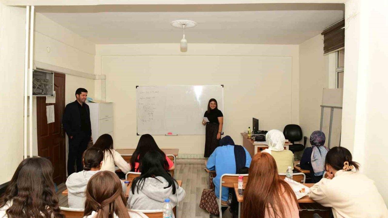 Çatak’ta ‘Destekleme Ve Yetiştirme Kursları’na Yoğun İlgi