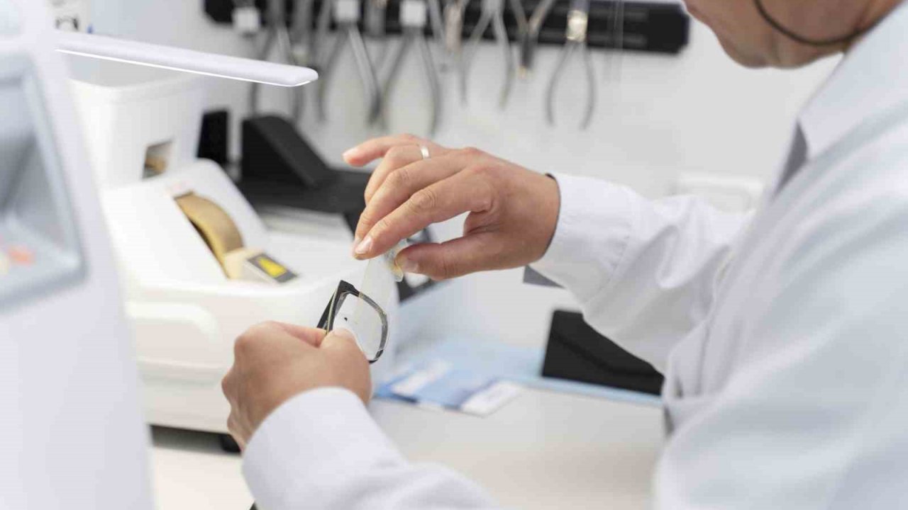 Akıllı Lens Ameliyatı Hayat Kalitesini Artırıyor