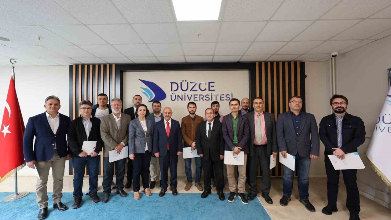 Rektör Sözbir Dünyanın En Etkili Bilim İnsanları Listesine Giren Akademisyenlerle Buluştu