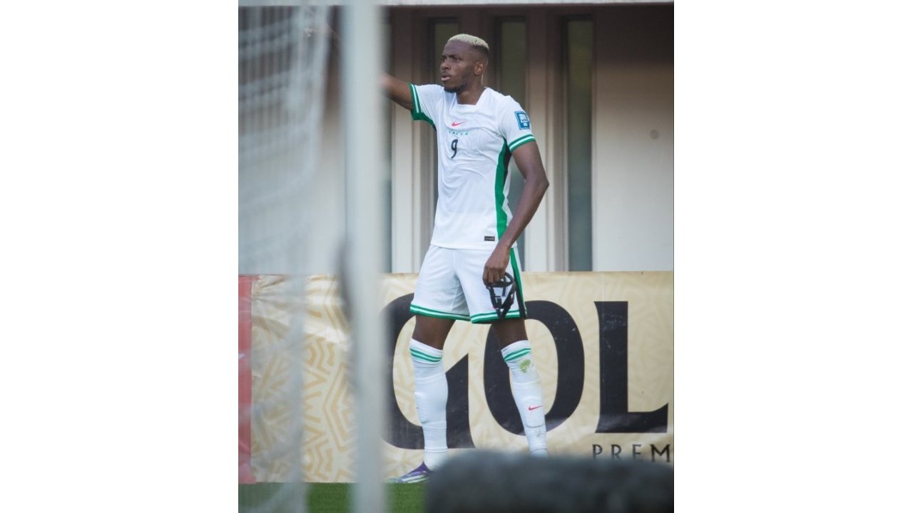 Nijerya, Victor Osimhen’in Hat-trick Yaptığı Maç Sonunda Play-off Biletini Aldı
