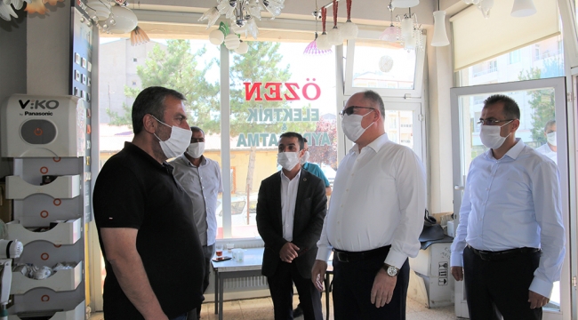 “BİZİM DÖNEMİMİZDE HER MAHALLEMİZE EŞİT HİZMET GİDECEK”