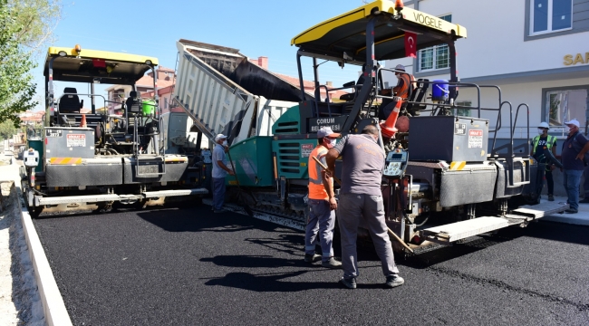 ELAZIĞ BELEDİYESİ PARKE-BORDÜR ÇALIŞMALARINI SÜRDÜRÜYOR
