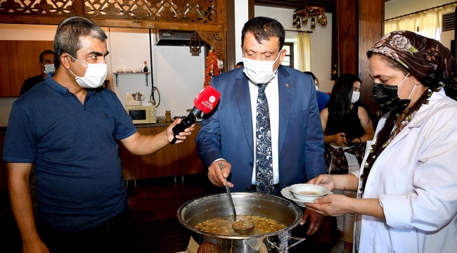 GÜRKAN: MUHARREM AYI ÖNEMLİ OLAYLARIN VUKU BULDUĞU BİR AYDIR