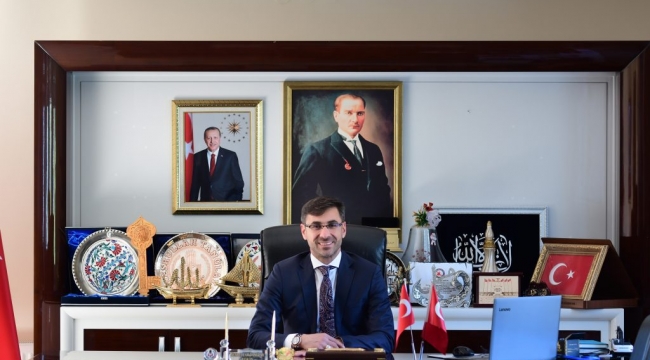 BELEDİYE BAŞKANI NESRULLAH TANĞLAY 30 AĞUSTOS ZAFER BAYRAMI DOLAYISI İLE KUTLAMA MESAJI YAYIMLADI