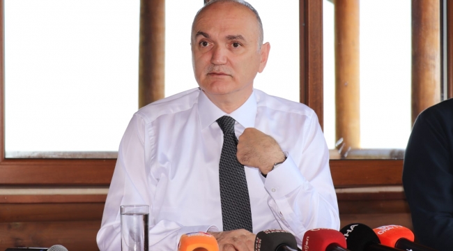 BAŞKAN ÖZLÜ BASIN BAYRAMINI KUTLADI