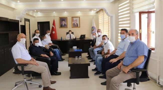 İşçi Sendikaları Vali/Belediye Başkan V. Sayın H. Engin Sarıibrahim’i Makamında Ziyaret Etti