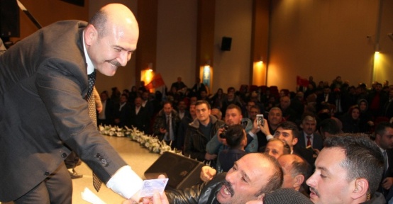 Bakan Soylu’ya büyük ilgi