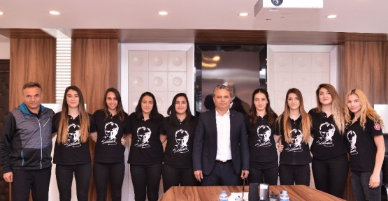 Muratpaşa’nın 8 sporcusu Milli Takıma seçildi