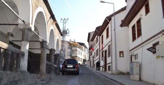 Akil Muhtar Erdem Sokak tarihi dokuya uygun onarılacak