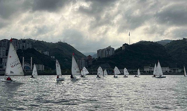 29 Ekim Cumhuriyet Bayramı Yelken Yarışları yapıldı
