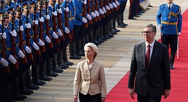 AB Komisyonu Başkan Von der Leyen: "Sırbistan'ın artık katılım sürecinde somut adımlar atma vakti geldi"