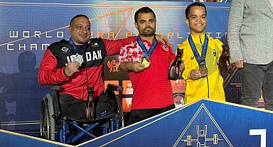 Abdullah Kayapınar, dünya şampiyonu oldu