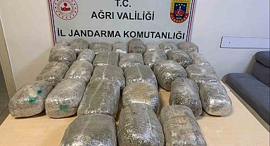 Ağrı'da 32 kilogram esrar ele geçirildi