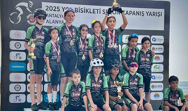 Akhisarlı pedallar Alanya'da zirveye tırmandı