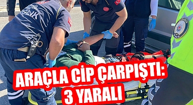 ARAÇLA CİP ÇARPIŞTI: 3 YARALI