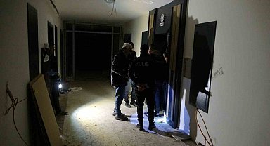 Asansör montajı sırasında 3 metreden düşen işçi ağır yaralandı