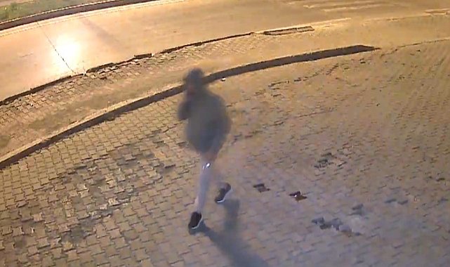 Aynı markete 3'üncü saldırı kamerada: Bu kez tabanca ile ateş açıldı