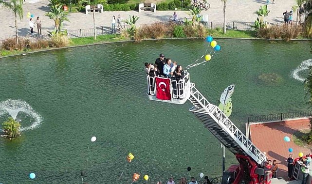 Babası 'kimsemiz yok' demişti, kanseri yenen Tamer Talha için balonlar gökyüzüne bırakıldı