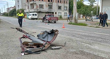 Bafra'da kamyon ile pikap çarpıştı: 1 yaralı